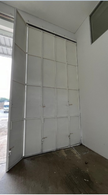 Gudang disewakan di Delta Silicon